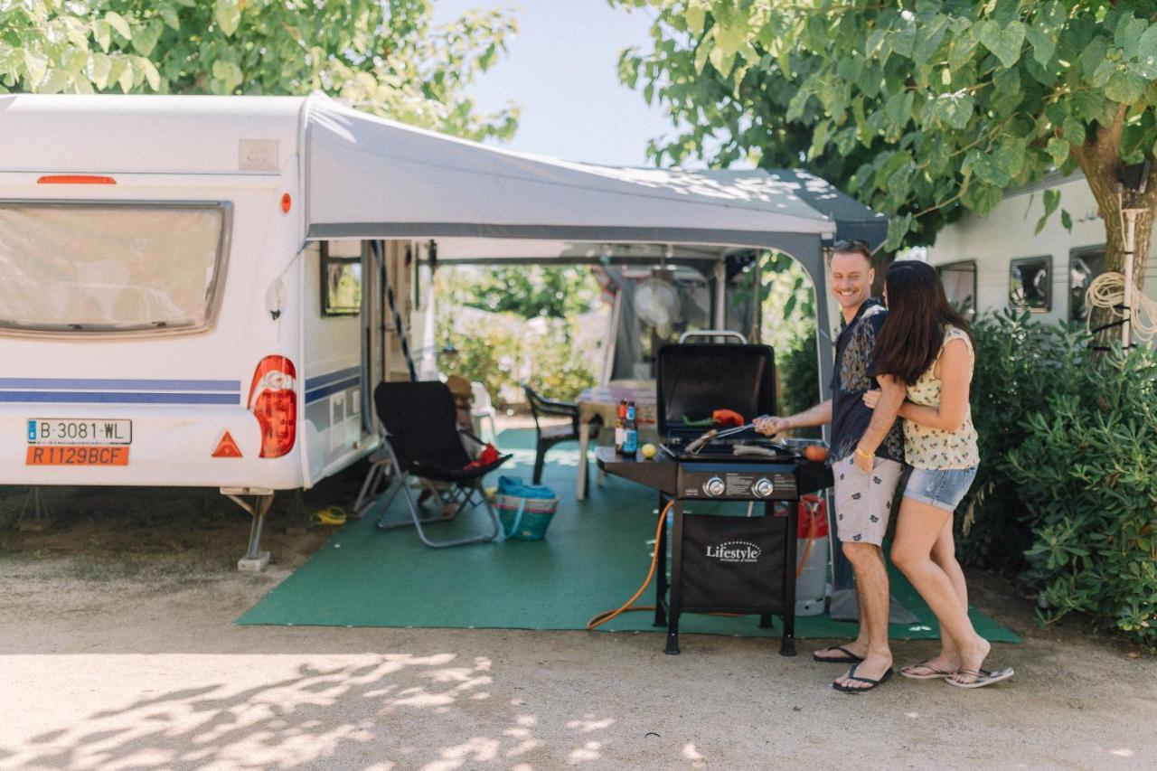 Camping Senia Caballo De Mar Pineda de Mar Exteriör bild